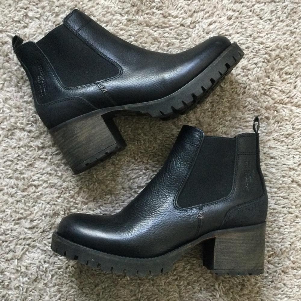 Bull Boxer Leather Pull-on Boots